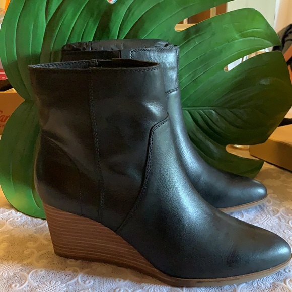 Lucky Brand Wafael Leather Wedge Bootie- Black - Picture 2 of 4